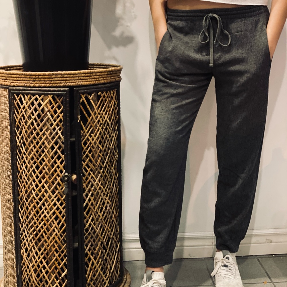 VINCE dressy joggers